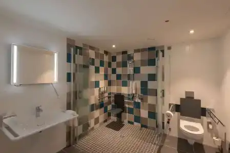 Hampton by Hilton Dusseldorf City Centre - 80