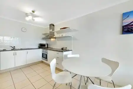 Anacapri Holiday Resort Apartments - 98