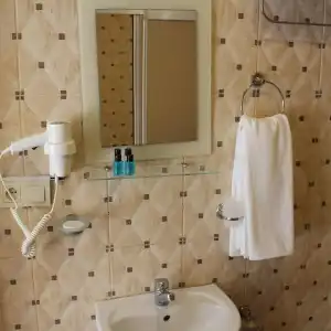 Omega Inn - 23