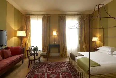 Residenza d'Epoca Antica Torre di Via Tornabuoni - 153