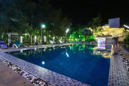 Natural Beach Pattaya - 14