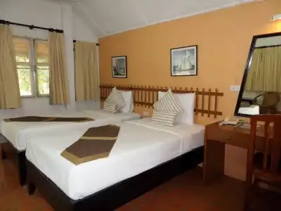 Lawana Escape Beach Resort - 55
