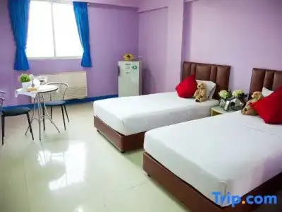 Happyland Mansion - 43