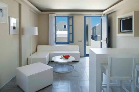 Acroterra Rosa Luxury Suites & Spa - 46