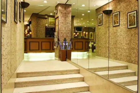 Hôtel de Suez - 1