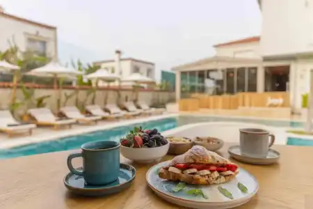 June Alaçatı (+15 Adult only) - 11