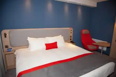 Holiday Inn Express Cardiff Bay by IHG - 39