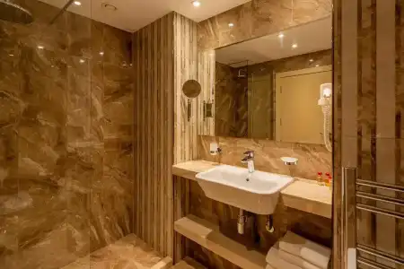 Astoria Grand - 29