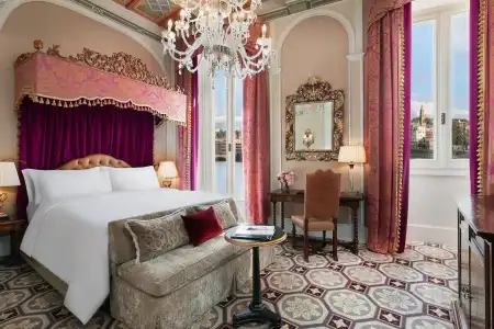 The St. Regis - 8