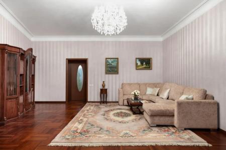 MyHome YourHome on Bolshoy Prospekt Petrogradskaya side - 36