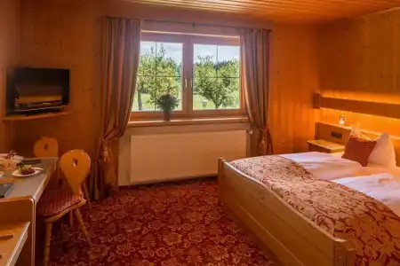 LandZur Grenze - 3