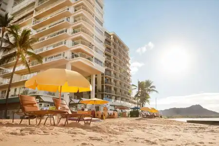 Waikiki Shore by OUTRIGGER - 32