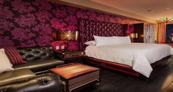 The Cromwell - 29