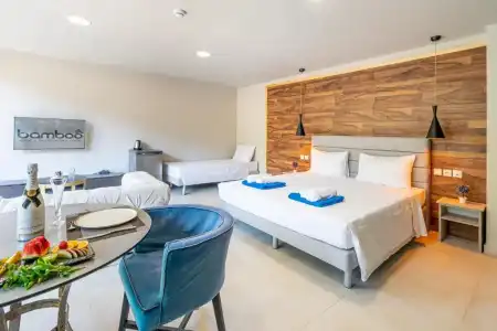 Bamboo Suites Adults Only - 105