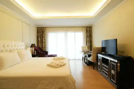 LK Miracle Suite - 32