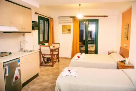 Ippoliti Village - 5