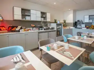 Mercure Nice Marche aux Fleurs - 36