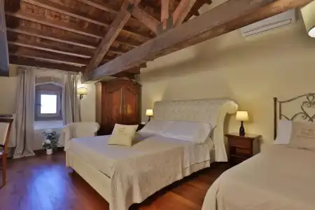 Castello Castriota Scanderbeg Suites De Charme - 45