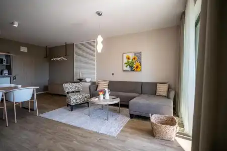 Romance & Family Suites - 132