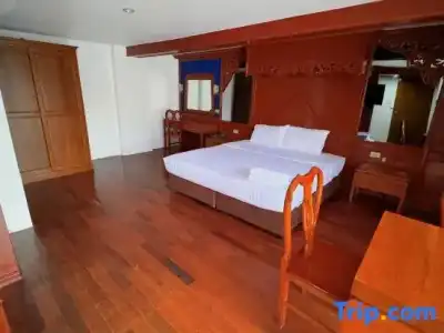 Highfive Guest House - 32