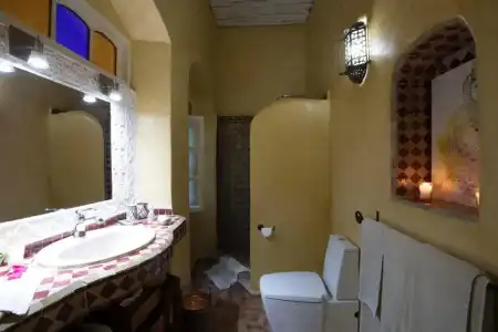 Riad  Emotion - 75