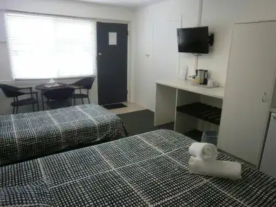 Wynnum Anchor Motel - 15