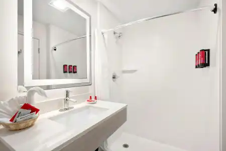 SureStay by Best Western Santa Monica - 42