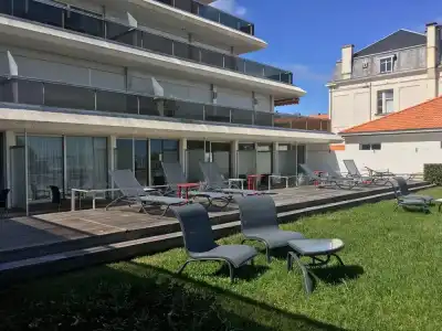 Hôtel Point France - 98