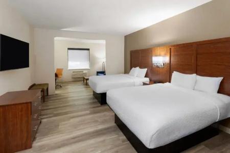 Wingate by Wyndham College Station South - 120