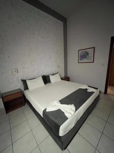 Vlycha Beach Studios & Apartments - 25