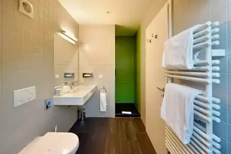 Hôtel International & Terminus - 53