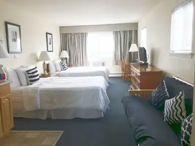 Ocean Surf Resort - 25