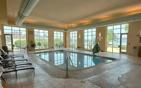 Embassy Suites by Hilton E Peoria Riverfront Conf Center - 24