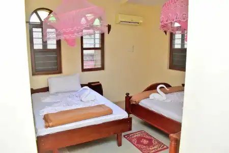 Funguni Palace - 33