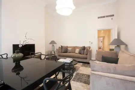 Manson Place - 95