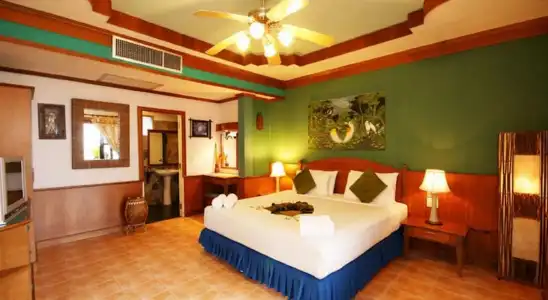 Salad Beach Resort - 5