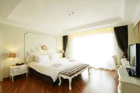 LK Miracle Suite - 39
