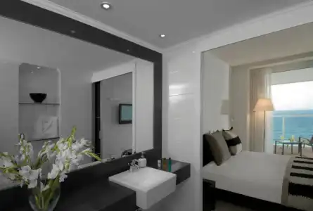 Island Luxurious Suites - 43