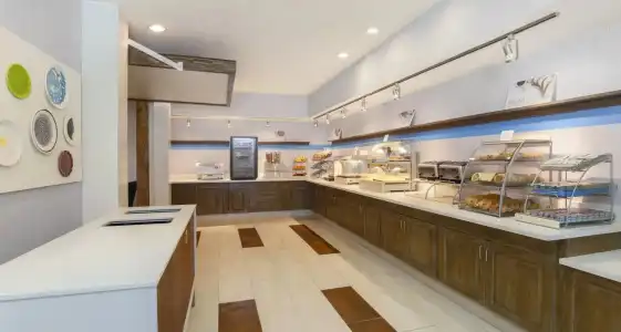 Holiday Inn Express Las Vegas - Stadium Area by IHG - 5