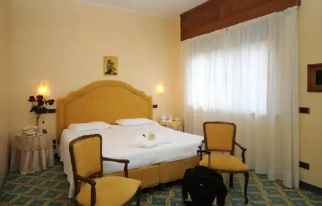 Grand Excelsior - 6