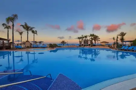 Marriott's Marbella Beach Resort - 19