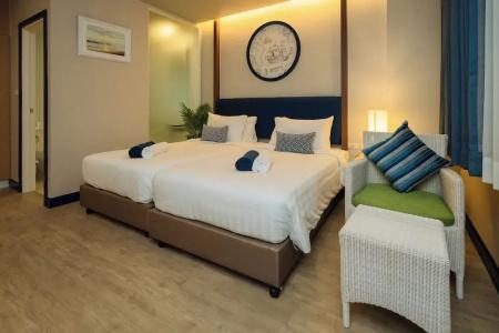 Phuket Boat Quay Panwa Beach - 36