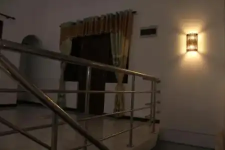 Summer Breeze Guest House - 1