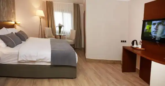 Mira Alsancak - 36