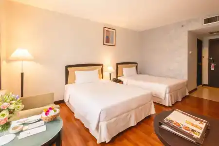 Zenith Sukhumvit Bangkok - 43