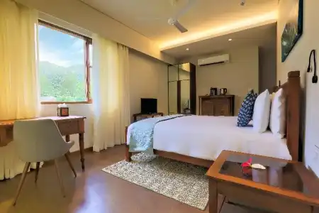 JA Enchanted Waterfront Seychelles - 15