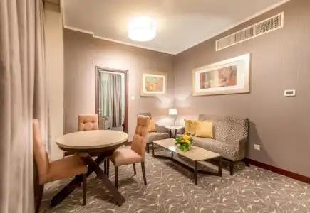 Hawthorn Suites by Wyndham Center - 65