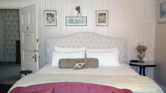Moseley Cottage Inn & Town Motel - 29