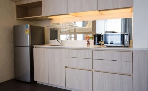 Balcony Seaside Sriracha & Serviced Apartments (SHA Extra Plus) - 208