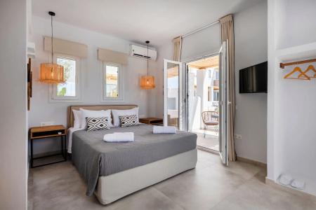Drios Luxury Studios - 15
